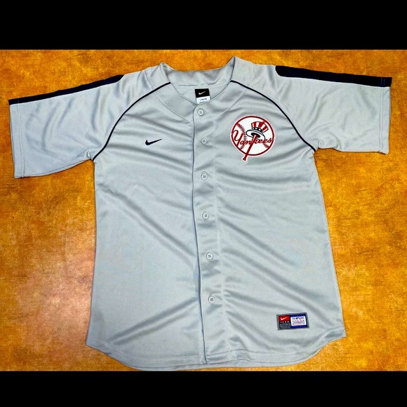 NEW YORK YANKEES NIKE  YOUTH JERSEY * L (16/18) - Picture 1 of 7